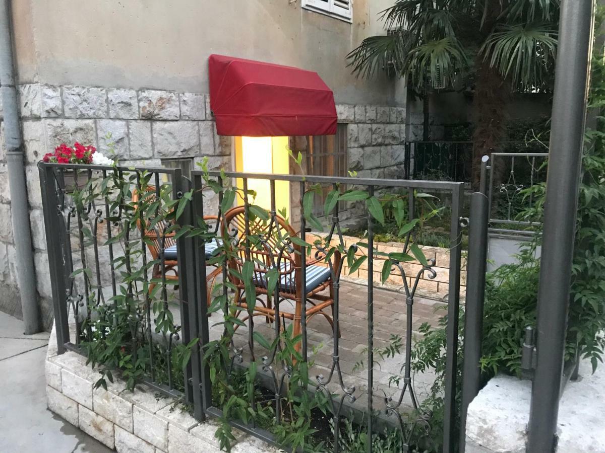 One Bedroom Apartment Σπλιτ Εξωτερικό φωτογραφία